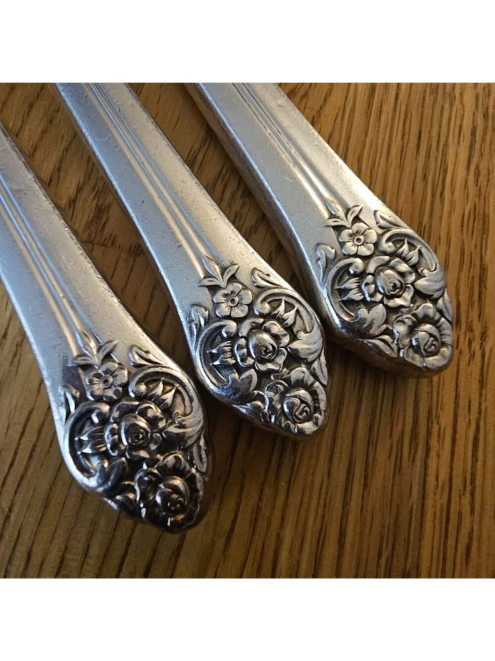 3 Rogers Plantation Silverplate Knife 9.25